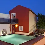 Panzió Artvilla