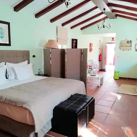Artvilla Bed and Breakfast Cadaval