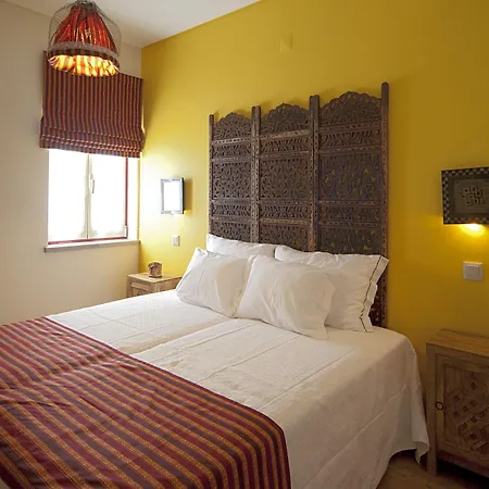 Oda ve Kahvaltı Artvilla 4*