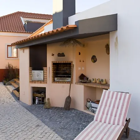 Artvilla Bed and Breakfast 4*