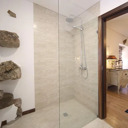 Artvilla Bed and Breakfast 4*