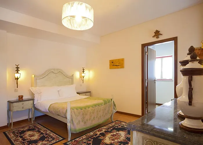 Bed & Breakfast Artvilla 4*