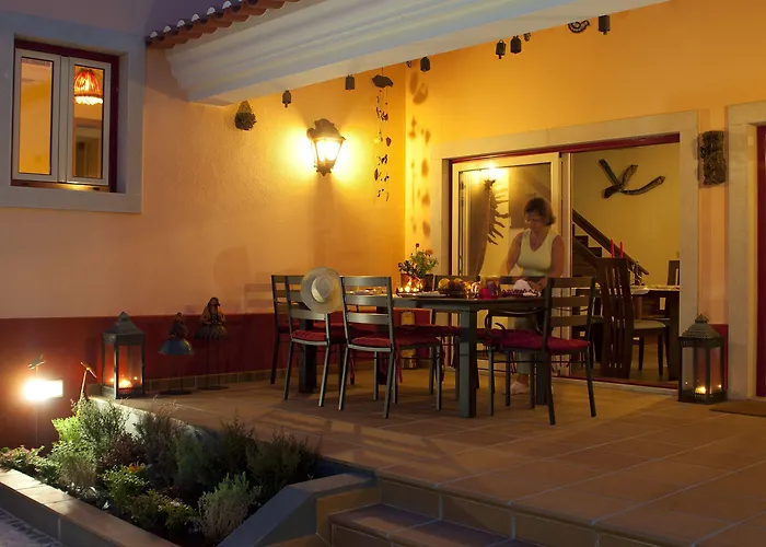 Alojamento de Acomodação e Pequeno-almoço Artvilla 4*